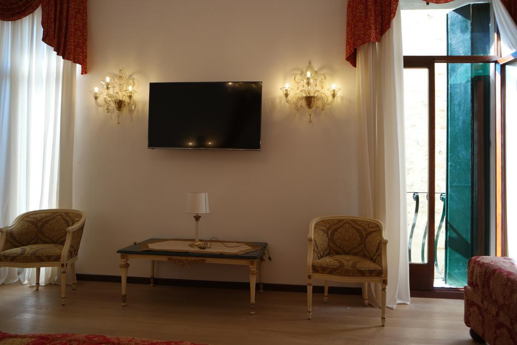 Savoia E Jolanda Apartments Venedig Exterior foto