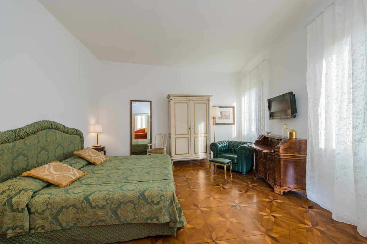 Savoia E Jolanda Apartments Venedig Exterior foto